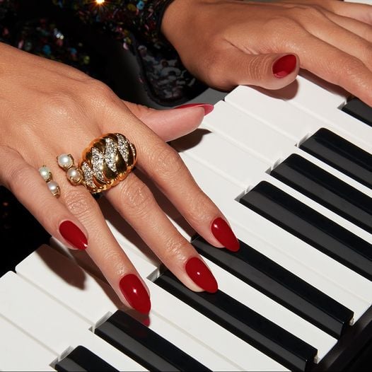 Nail inspo: De hotteste fargene for vinteren 2025